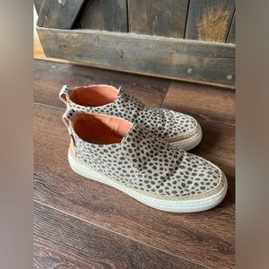 Hey Dude Womens Peyton Linen Slip On Shoes Size 8